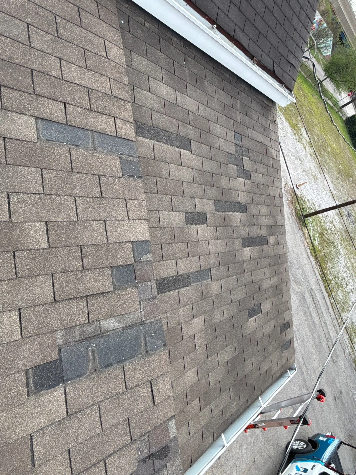 Storm-Damaged Commercial Roof in Benton? Emergency Repair